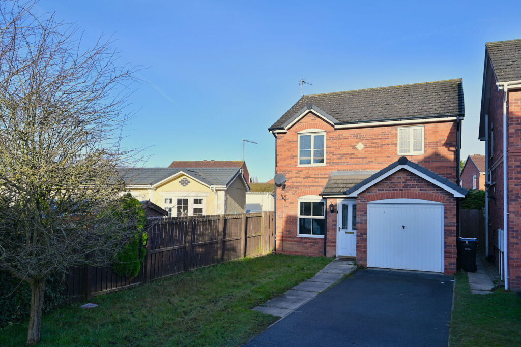 18 Lynden Close, Ripon, HG4 1US